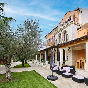 Dobravac Wine Estate 3*, Rovigno Croazia